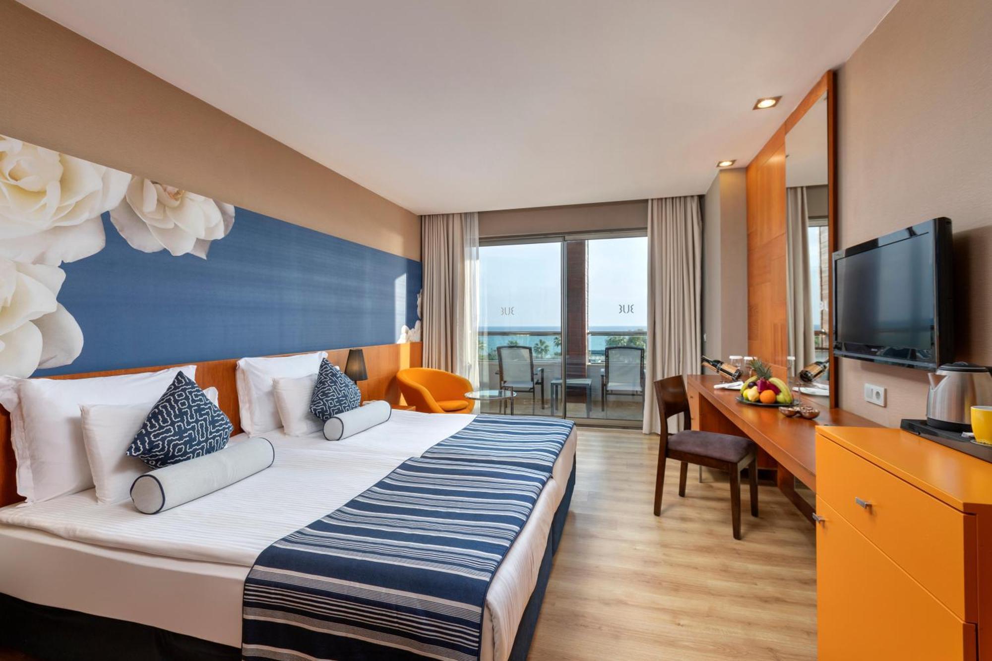 Sherwood Blue - Adults Only 5*