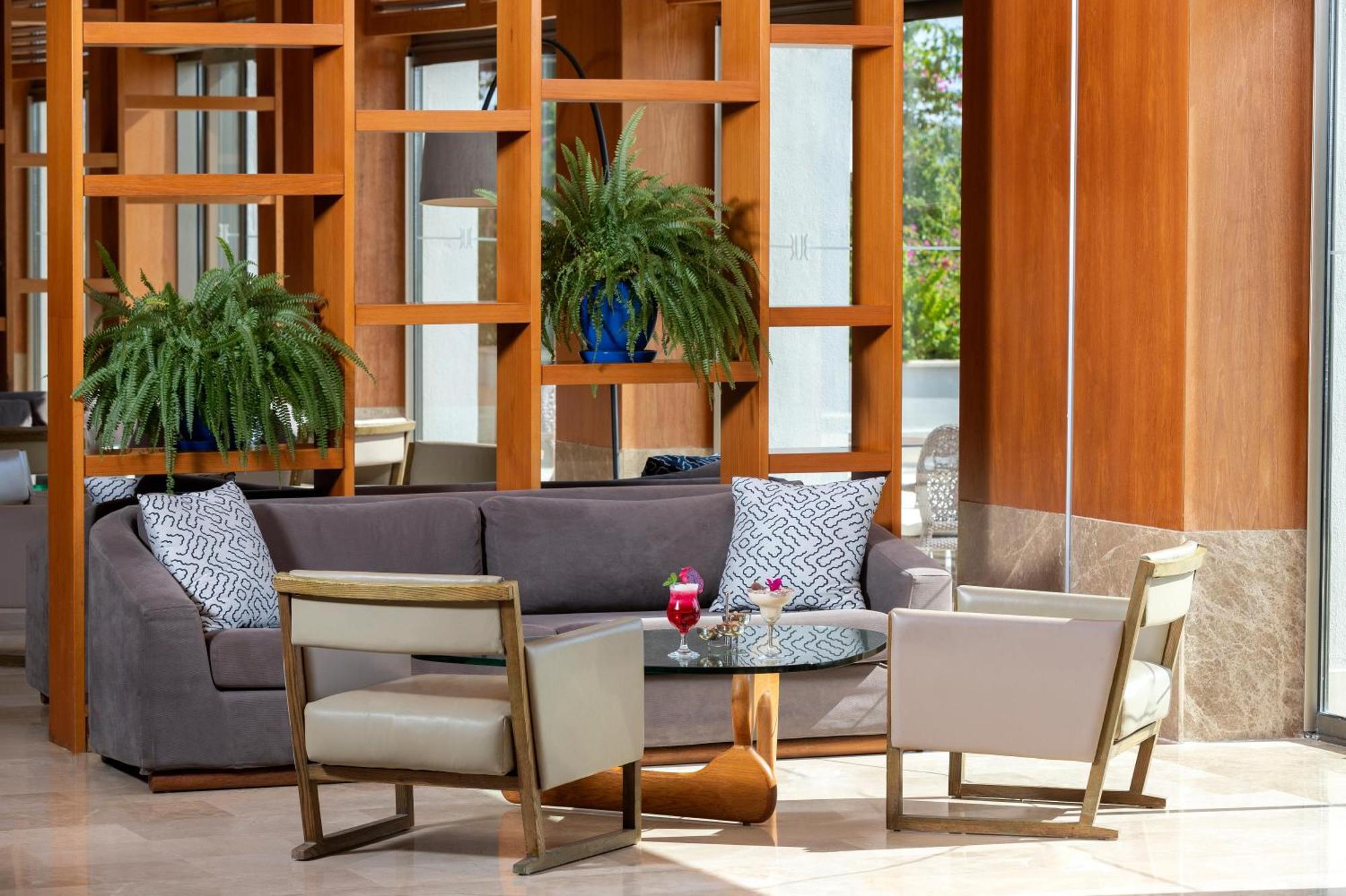 Sherwood Blue - Adults Only Resort